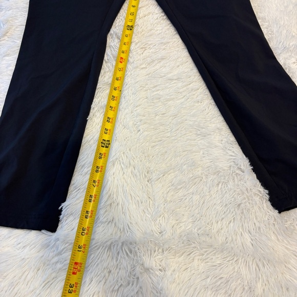 Columbia Woman’s Black ankle adjustable hiking Trail Pants Size 12 - Picture 4 of 13